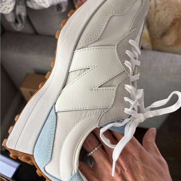 NWT New Balance White and Light Blue Sneakers - Picture 2 of 5